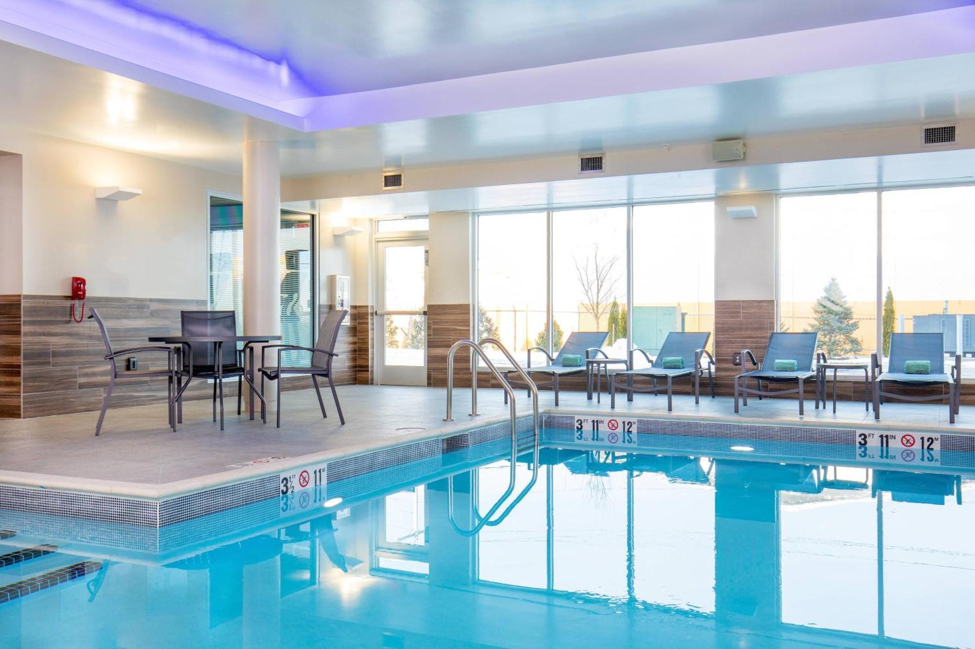 Fairfield Inn & Suites By Marriott Boston Walpole Экстерьер фото