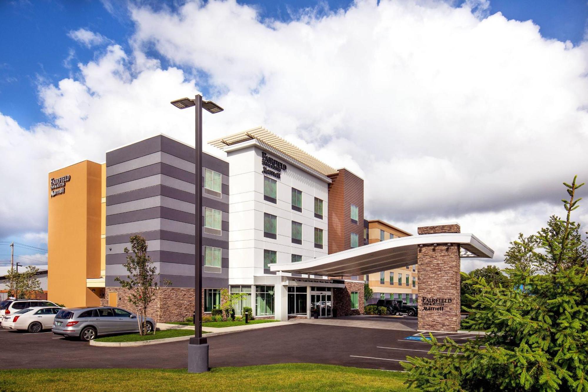 Fairfield Inn & Suites By Marriott Boston Walpole Экстерьер фото